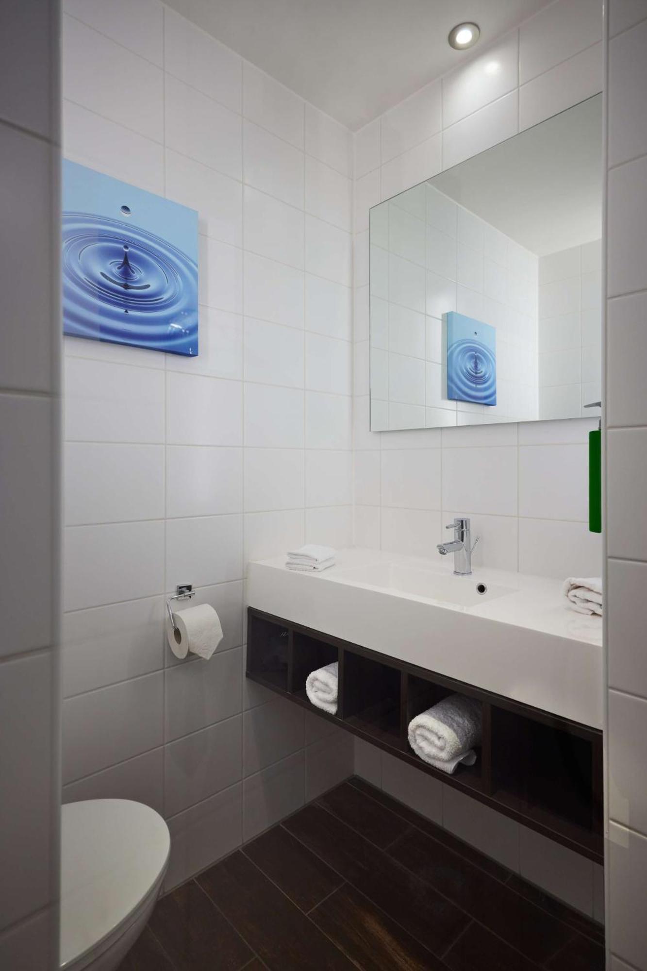 Hilton Garden Inn Лейден Екстериор снимка