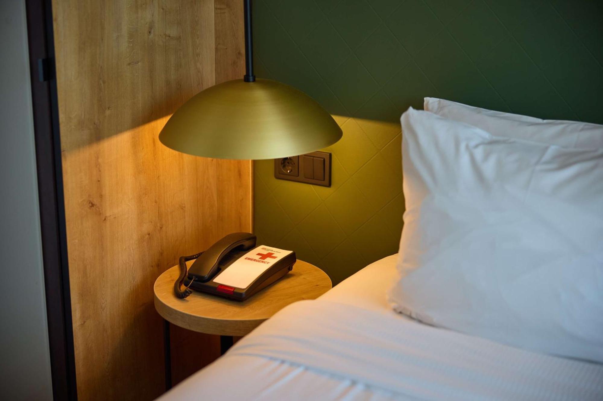 Hilton Garden Inn Лейден Екстериор снимка