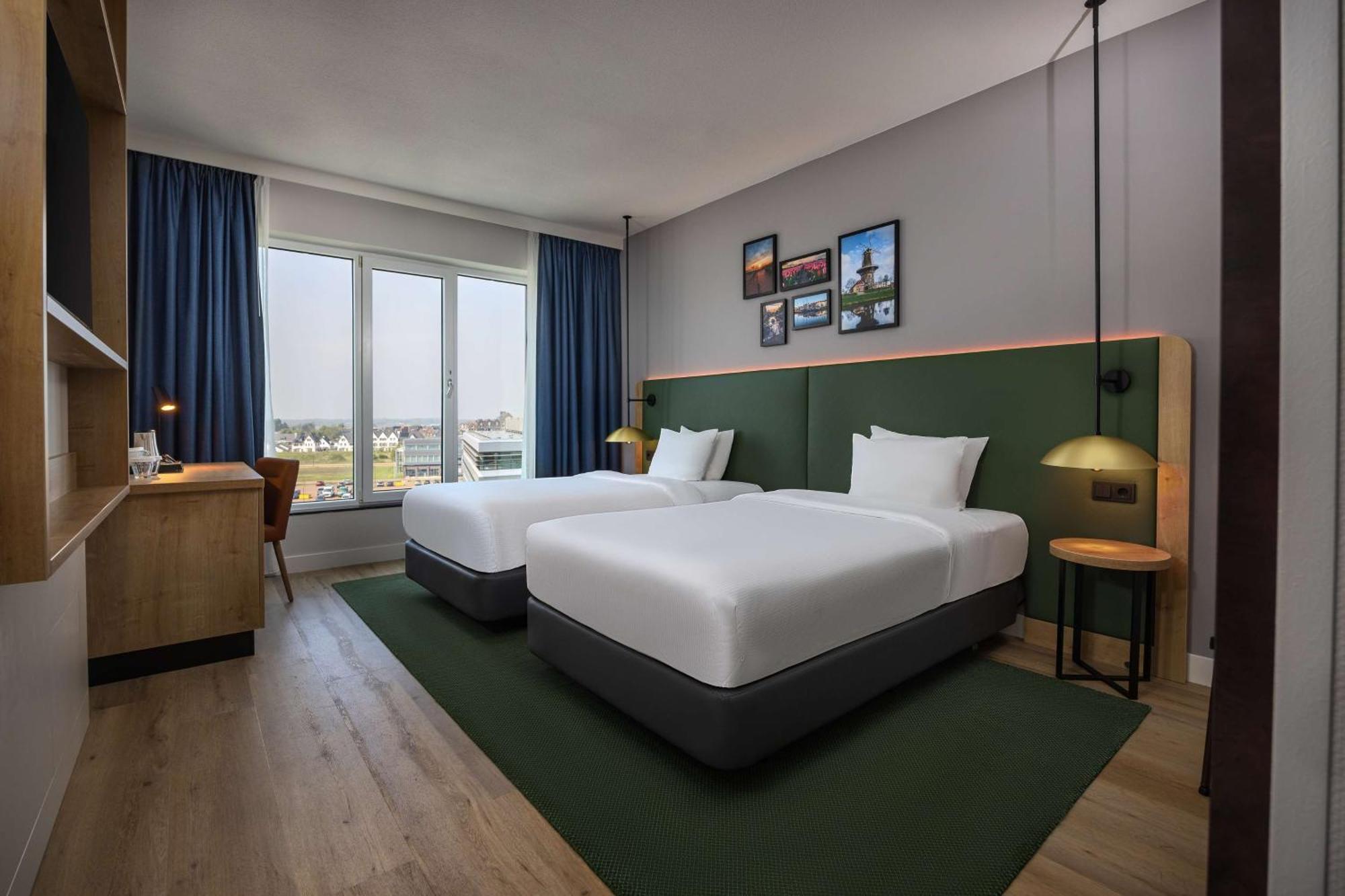 Hilton Garden Inn Лейден Екстериор снимка