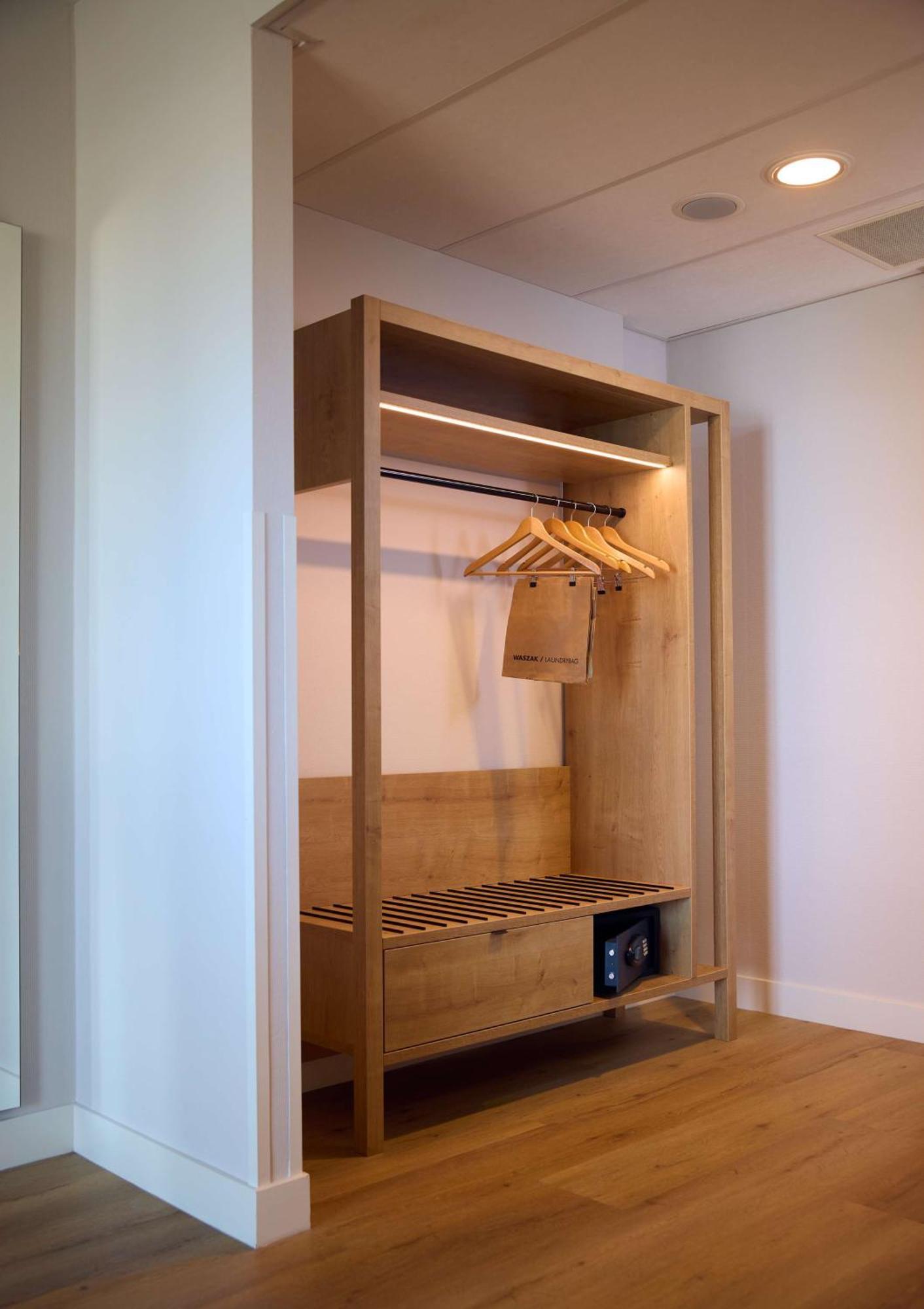 Hilton Garden Inn Лейден Екстериор снимка