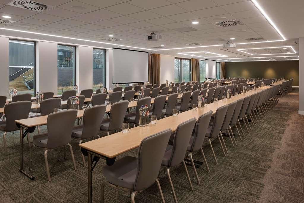 Hilton Garden Inn Лейден Съоръжения снимка