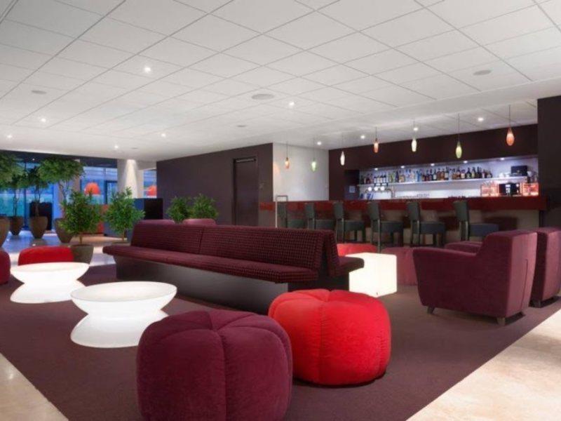 Hilton Garden Inn Лейден Екстериор снимка